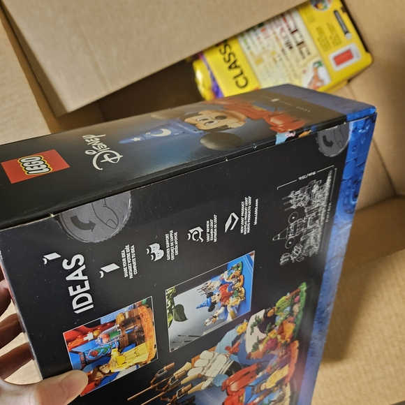 LEGO 21352 magic of Disney Mickey Mouse - Picture 5 of 9